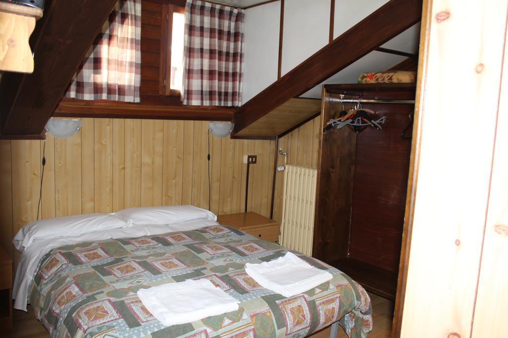 Albergo Ristorante Macugnaga Exteriör bild