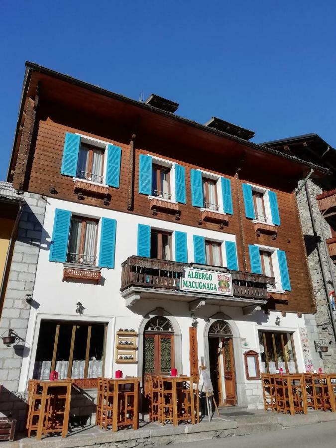 Albergo Ristorante Macugnaga Exteriör bild