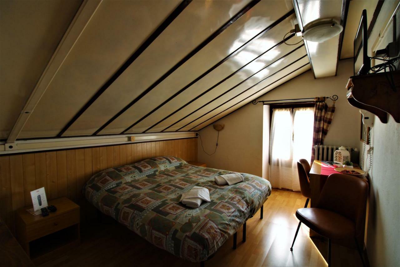 Albergo Ristorante Macugnaga Exteriör bild