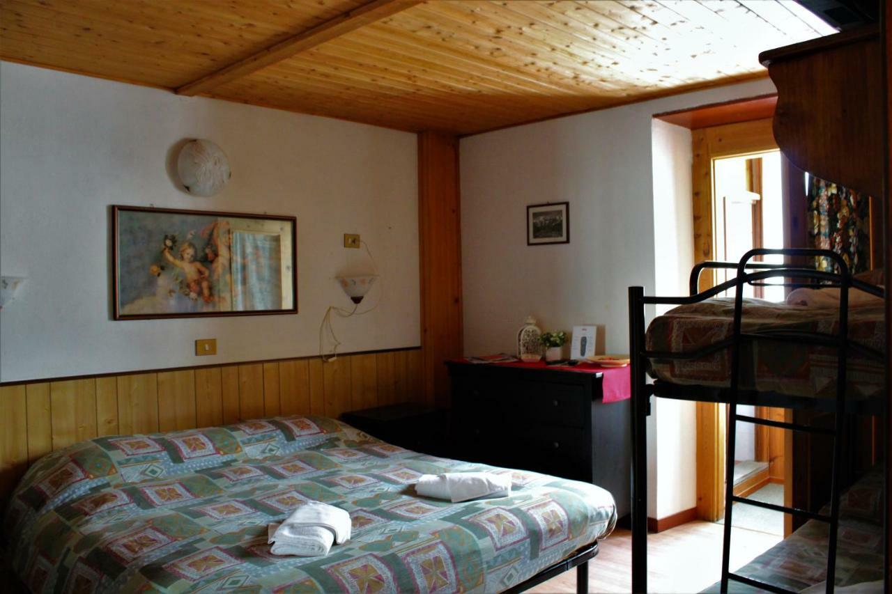 Albergo Ristorante Macugnaga Exteriör bild