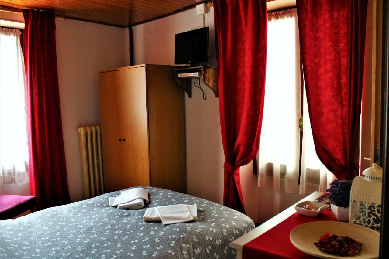 Albergo Ristorante Macugnaga Exteriör bild